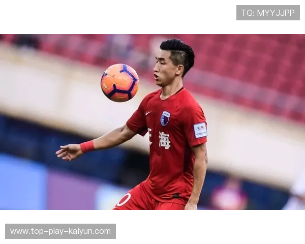 张源退役加盟大连英博，保级目标更近